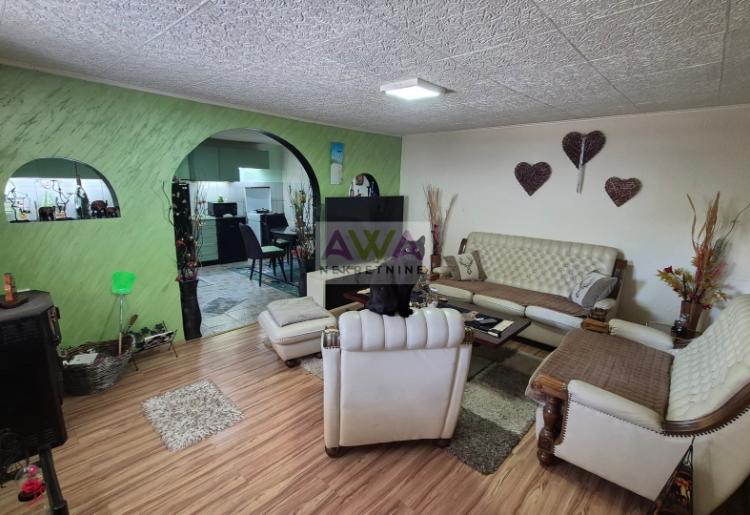Doroslovo – Renovirana i nameštena prizemna kuća 161m², plac 1.885m²