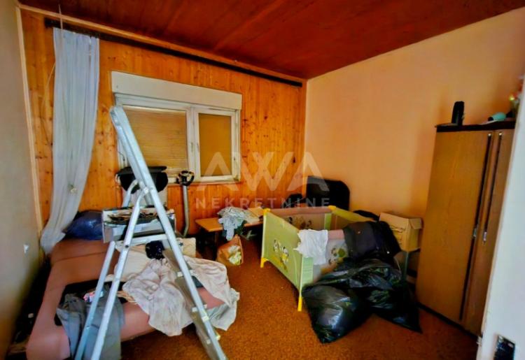 Bezdan – Trosobna kuća 152m², plac 1.839m²