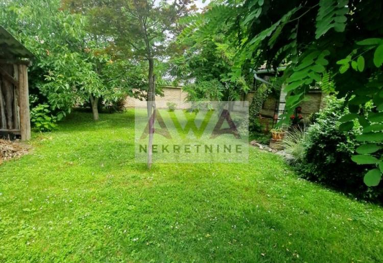 Sombor – MZ Crvenka – Renovirana četvorosobna kuća 139m², plac 655m²