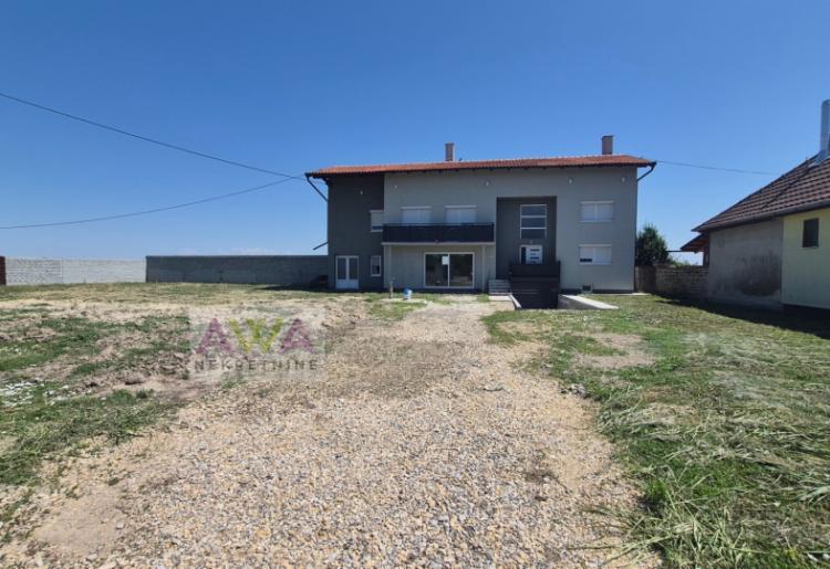 Lugovo, nadomak Sombora – Nekretnina sa ogromnim potencijalom | 215m² | Plac 1.317m²