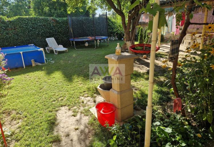 Sombor – Gornja Varoš – Renovirana spratna kuća, idealna za dve porodice
