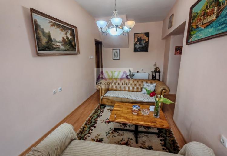 Crvenka – Poslovni objekat sa velikim potencijalom, oko 600m²
