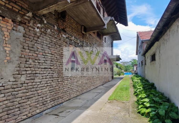 Crvenka – Poslovni objekat sa velikim potencijalom, oko 600m²
