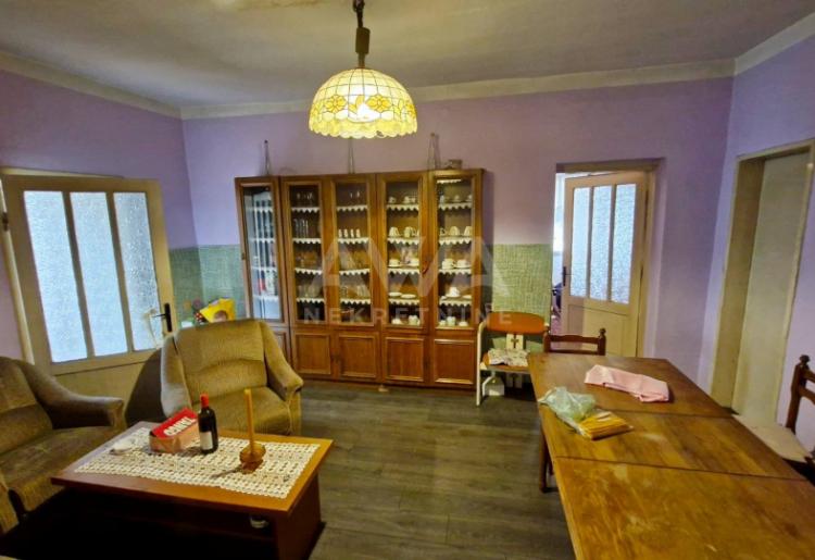 Gakovo – Porodična kuća 127m² na velikom placu od 1.853m²