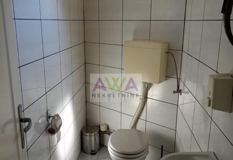 Apatin – Poslovni prostor 50m² u blizini škole