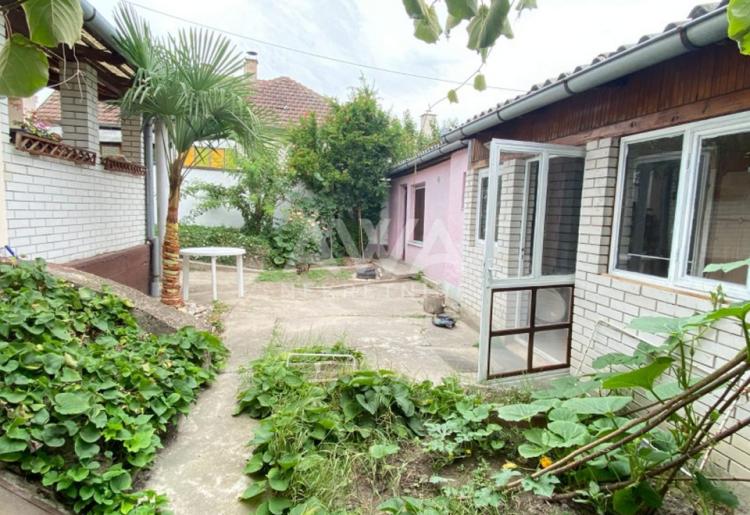 Apatin. Kompletno nameštena kuća od 108 m² na placu od 540 m²