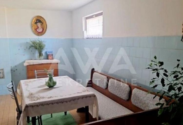 Stapar – Porodična kuća 143m², plac 1.297m²