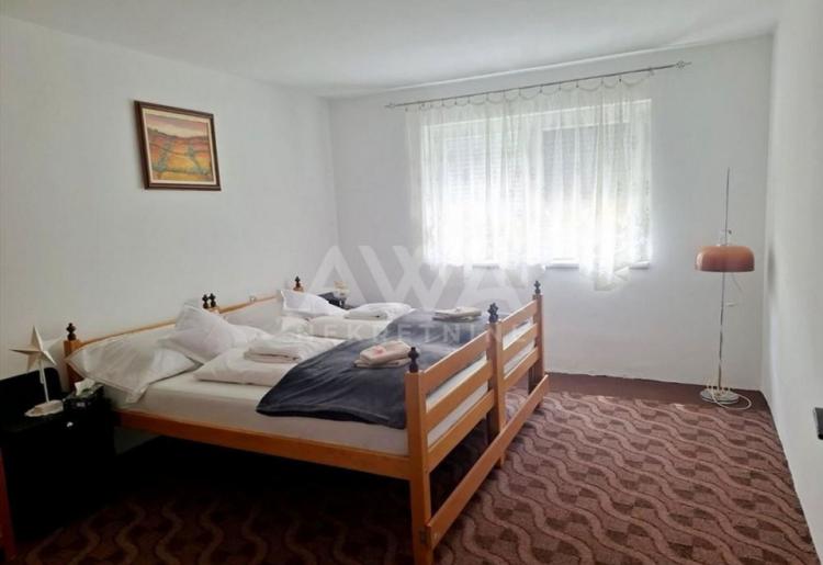Stapar – Porodična kuća 143m², plac 1.297m²