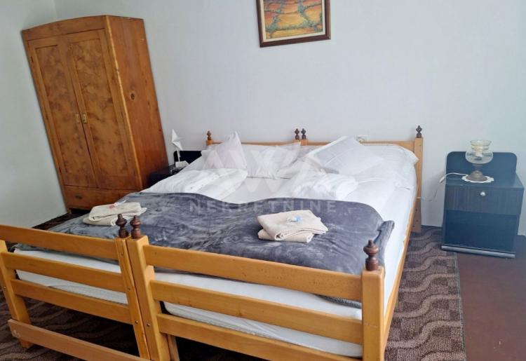 Stapar – Porodična kuća 143m², plac 1.297m²