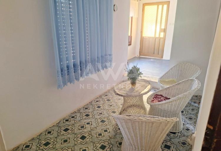 Stapar – Porodična kuća 143m², plac 1.297m²