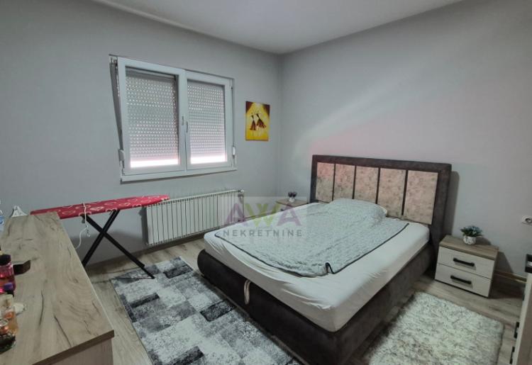 Sombor – Josićko naselje, kuća 189 m² sa dve stambene jedinice