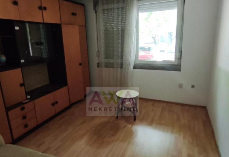 Apatin – trosoban stan 64 m² u prizemlju, blizu centra