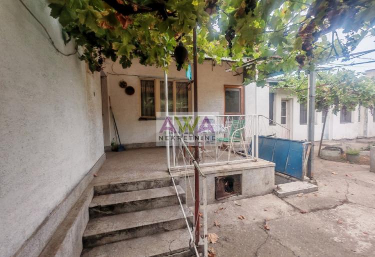Kuća 107m2, plac 3.6ar