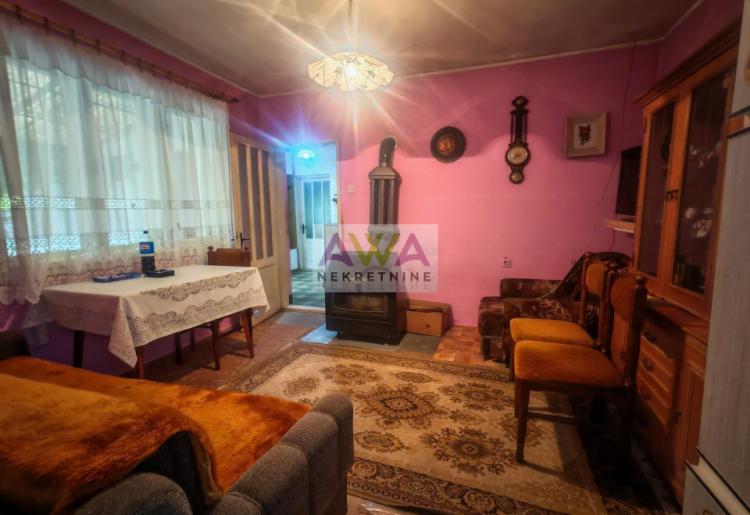 Kuća 107m2, plac 3.6ar