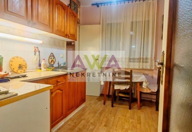 SOMBOR – PRIZEMLJE, 48 m² – KOMPLETNO NAMEŠTEN