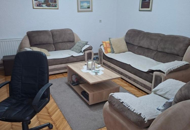STANIŠIĆ – KUĆA 117 m², PLAC 11 ARI – 55.000 €