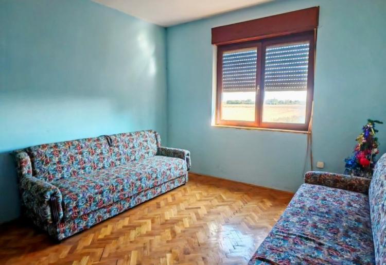 STAPAR – 190 m² | plac 756 m² | 57.000 €