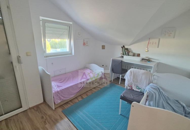 ODŽACI – PORODIČNA KUĆA 150 m² NA PLACU OD 3.347 m²