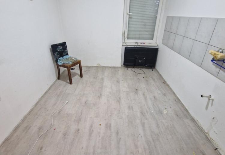 Sombor – spratna kuća 200 m² na placu od 6,7 ari