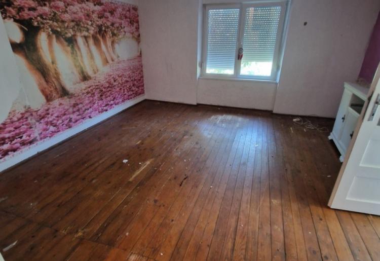 Sombor – spratna kuća 200 m² na placu od 6,7 ari