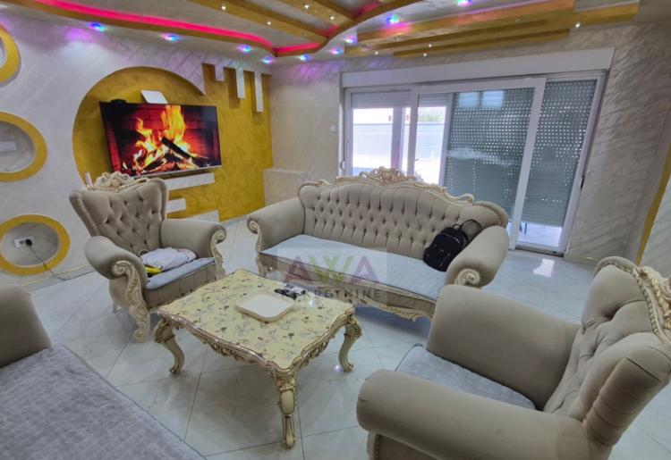 Sombor – renoviran etažirani stan 72 m² sa dvorištem i pomoćnim objektima