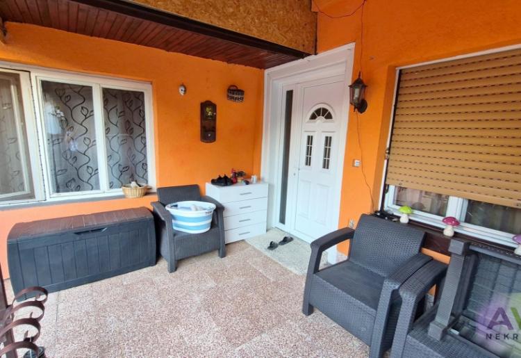 Sombor, MZ Crvenka – renovirana porodična kuća na placu 749 m²