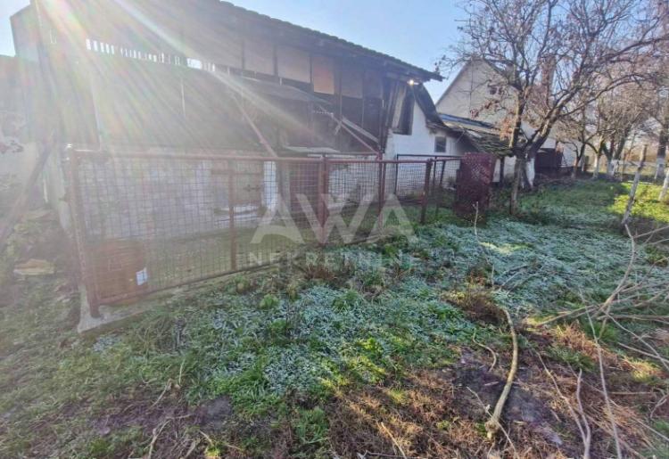 Stanišić – kuća 85 m² sa placem 626 m² | 12.000 €