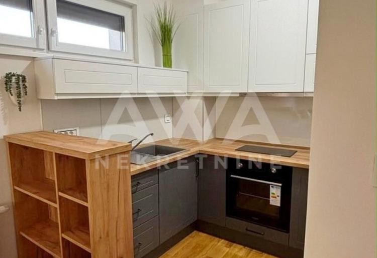 Sombor Centar– namešten dvosoban stan 54 m² u novogradnji, prvi sprat