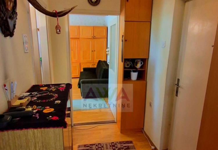 Apatin, Blok 112 – dvosoban stan 58 m² na prvom spratu