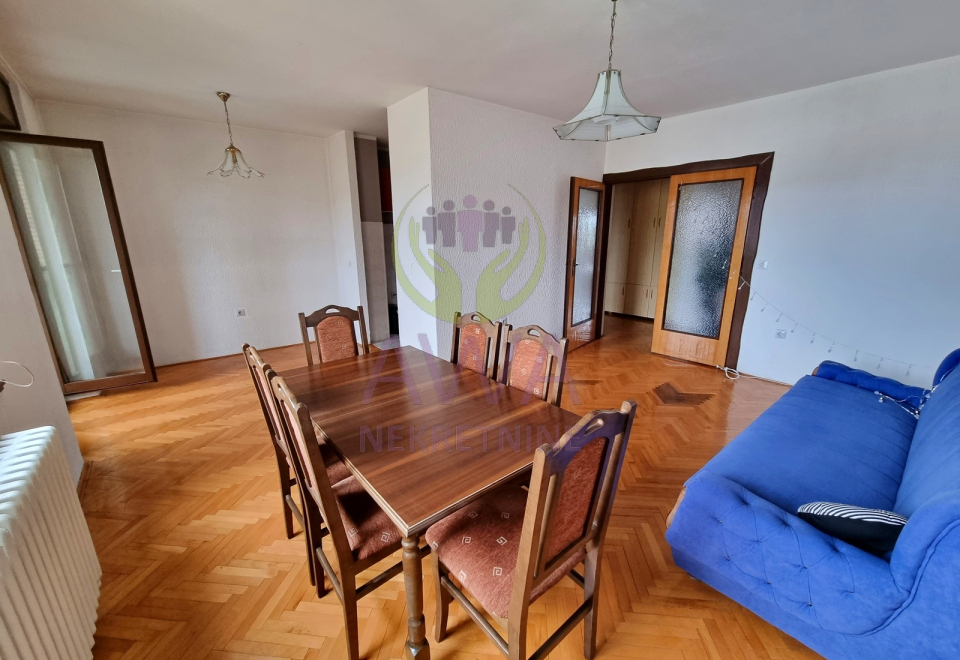 Nova Selenča. Dvosoban stan III Sprat, 64m2