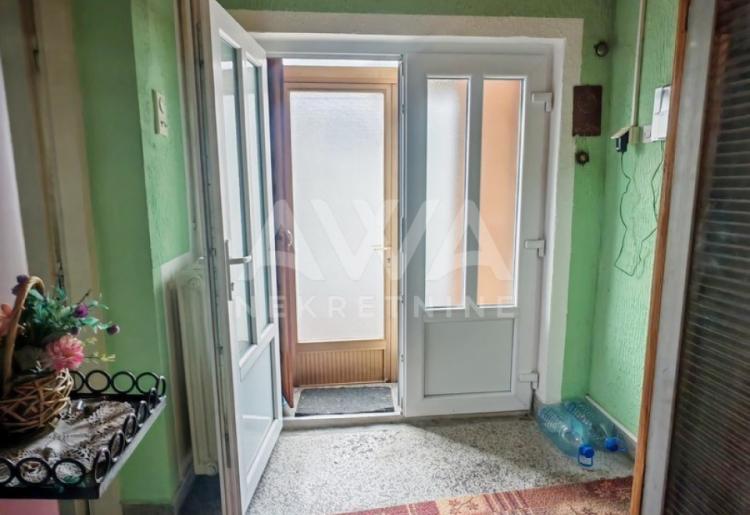 Sombor – spratna kuća 98 m² u blizini centra, plac 234 m²