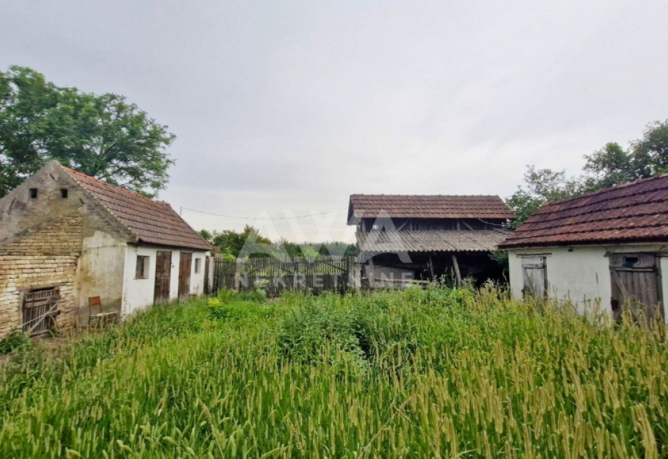 Gakovo, Kuća 90 m2, Plac 2616 m2