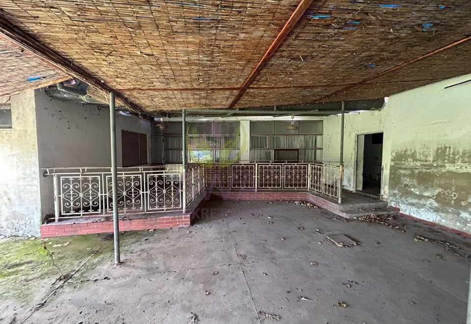 Glavni put, 870m2 stambenog plus 630m2 pomoćnog prostora