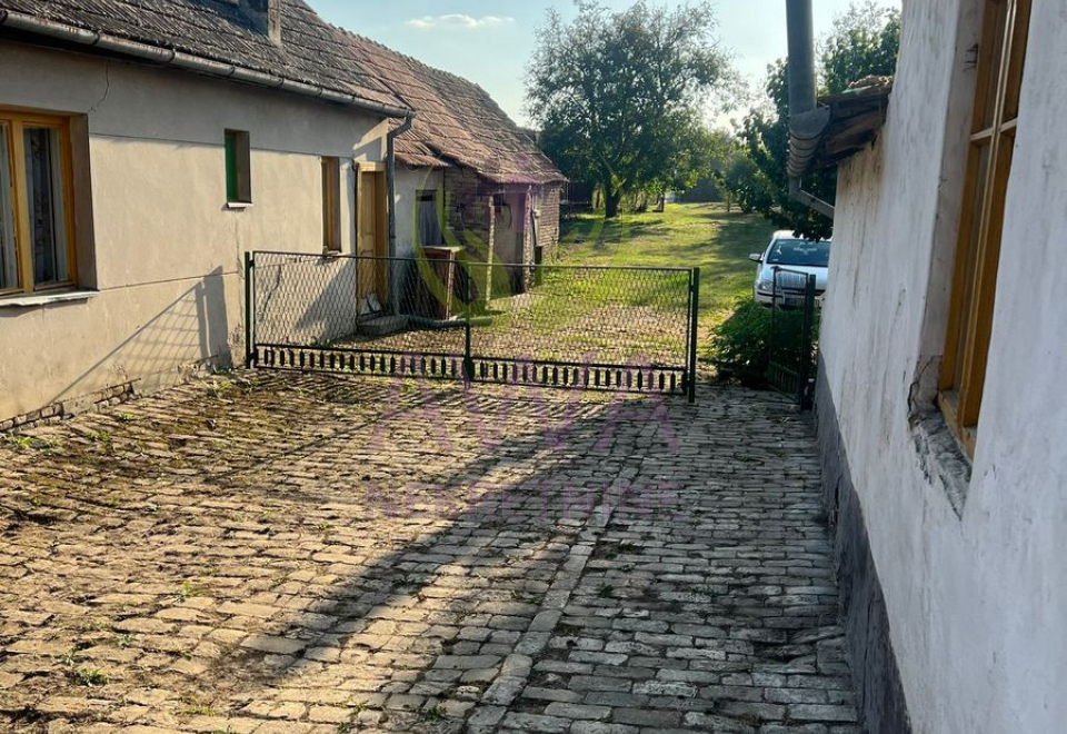 Kuća 138m2, plac 30 ar