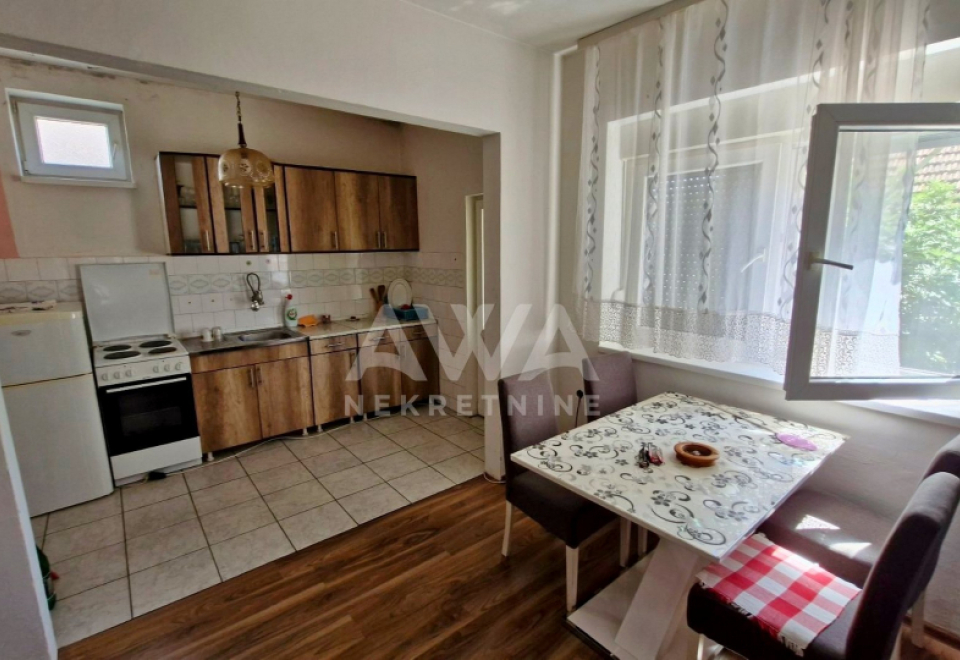 Kljajićevo, Kuća 97 m2 na placu od 1028 m2