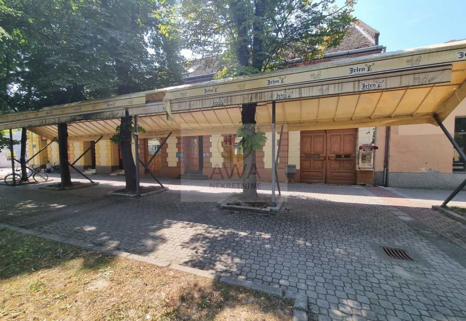 Apatin, centar, pešačka zona 110m2 poslovnog prostora