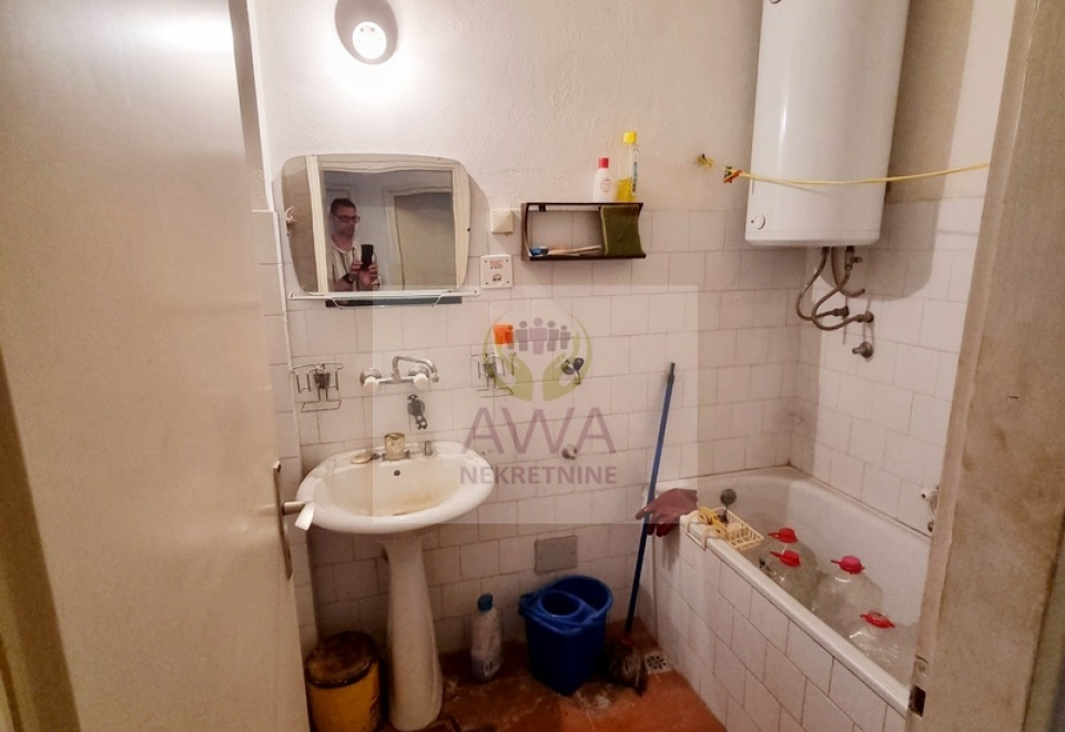 Sombor, Nova Selenča. A viđe komfora u pravom trosobnom stanu, 86m2