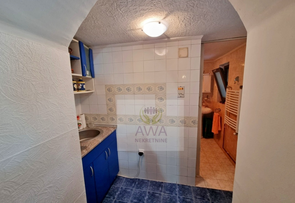 Stapar, kuća 98m2, sa kućom 59m2, plac 11.5a