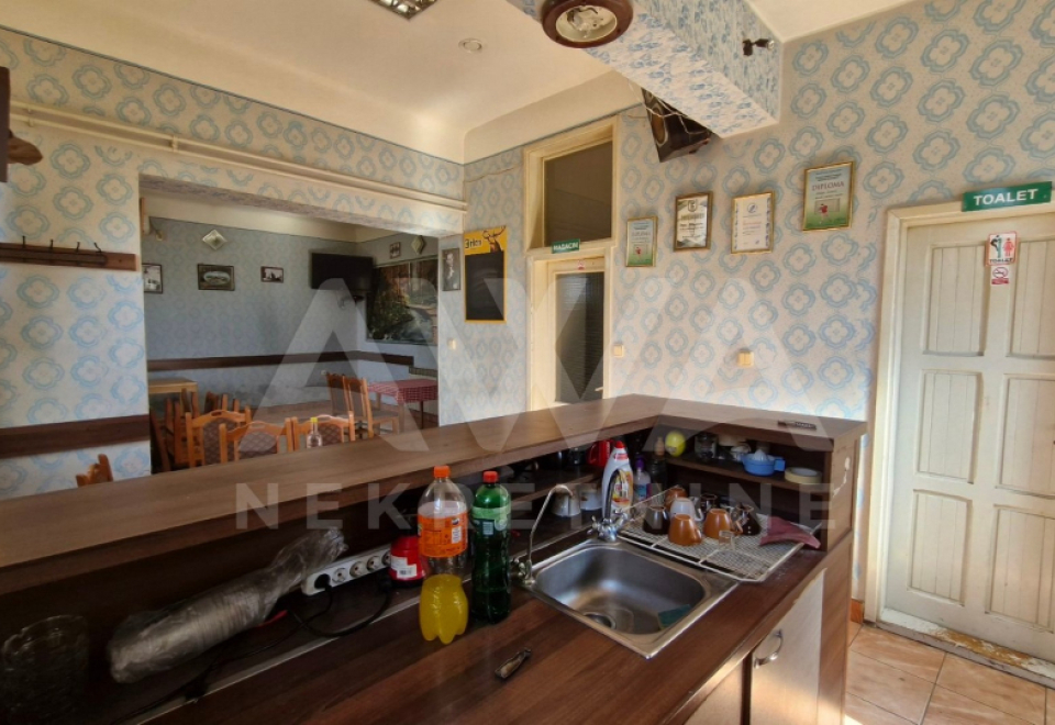 Starogradska kuća u Prigrevici 232 m2