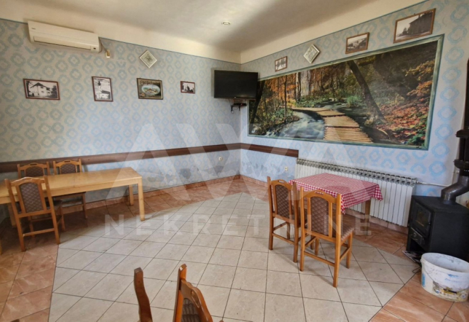 Starogradska kuća u Prigrevici 232 m2
