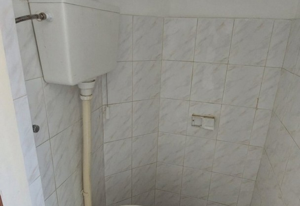 Josićko naselje, Stambeno-poslovna zgrada, 254 m2