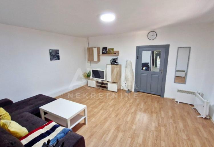 Apatin, Renovirana kuća 132 m2