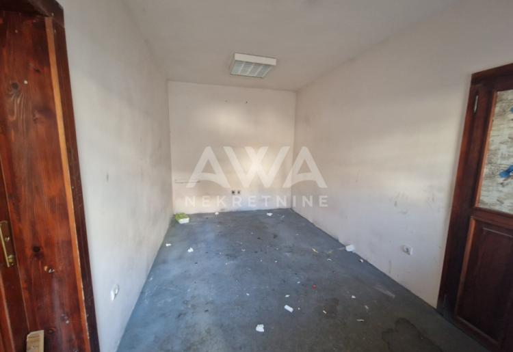 Centar Sombora. Stambeno – poslovni objekat 218m2