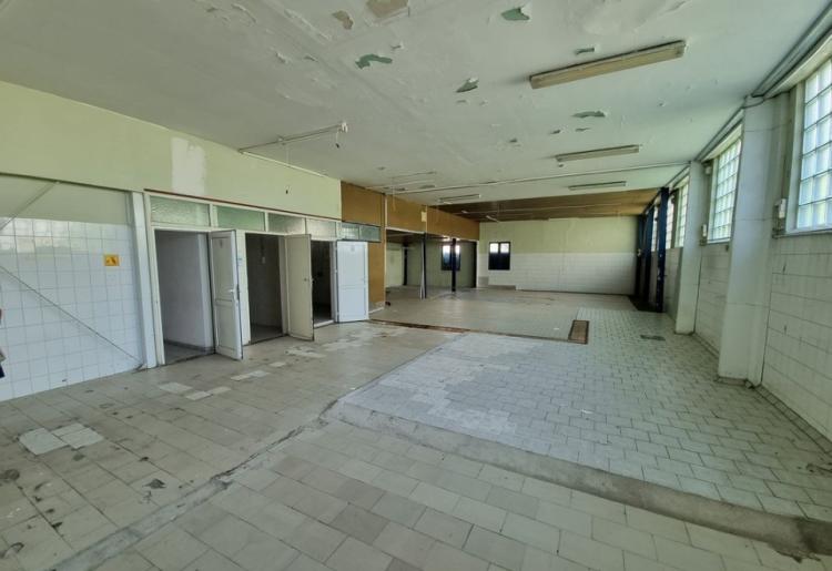 Apatin. Poslovni prostor-hala 251m2