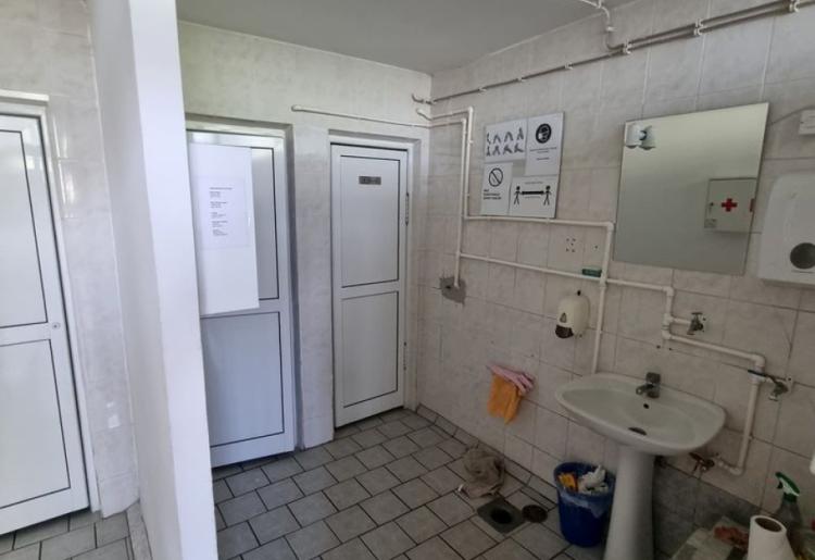 Apatin. Poslovni prostor-hala 251m2
