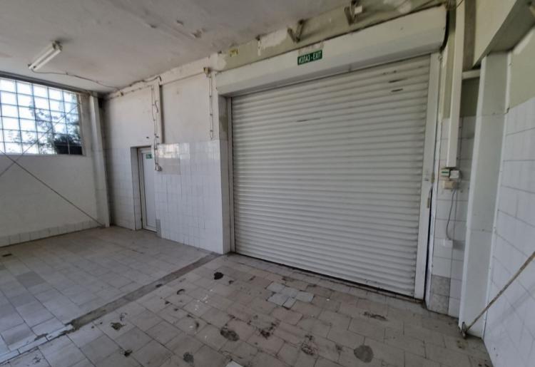 Apatin. Poslovni prostor-hala 251m2