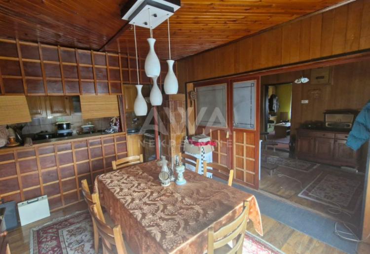 Sombor, Stara Selenča, Spratna kuća 278 m2