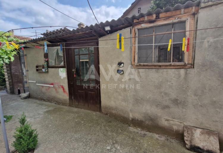 Sombor, Kuća Goge, u osnovi 109 m2, Plac 439 m2