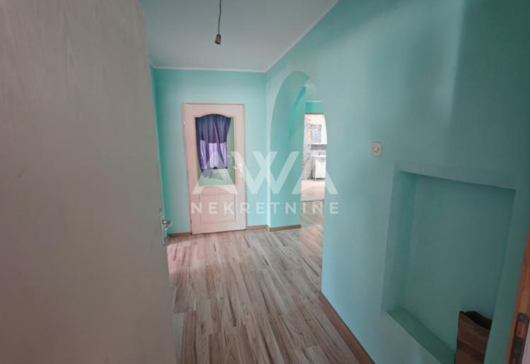 Bogojevo. Kompletno renovirana kuća 103m2
