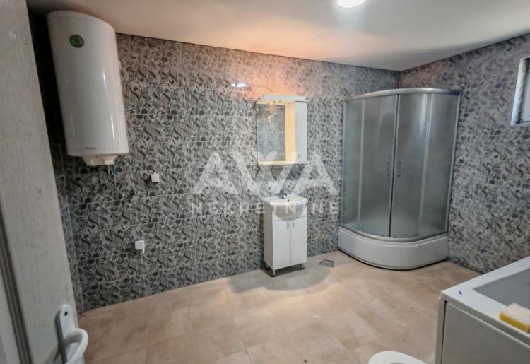 Bogojevo. Kompletno renovirana kuća 103m2